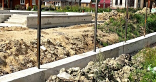 Фундамент под забор заказать в Валуйках - заливка фундамента для забора | от 1551 за п.м.